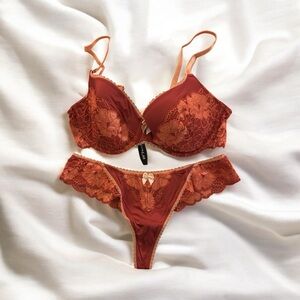 *NWT* Adore Me Bra & Panty Set Bra Size 38B, Panty Size S Burnt Orange